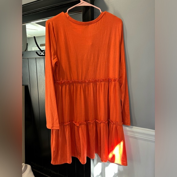 Boutique fall long sleeve dress - Picture 2 of 6